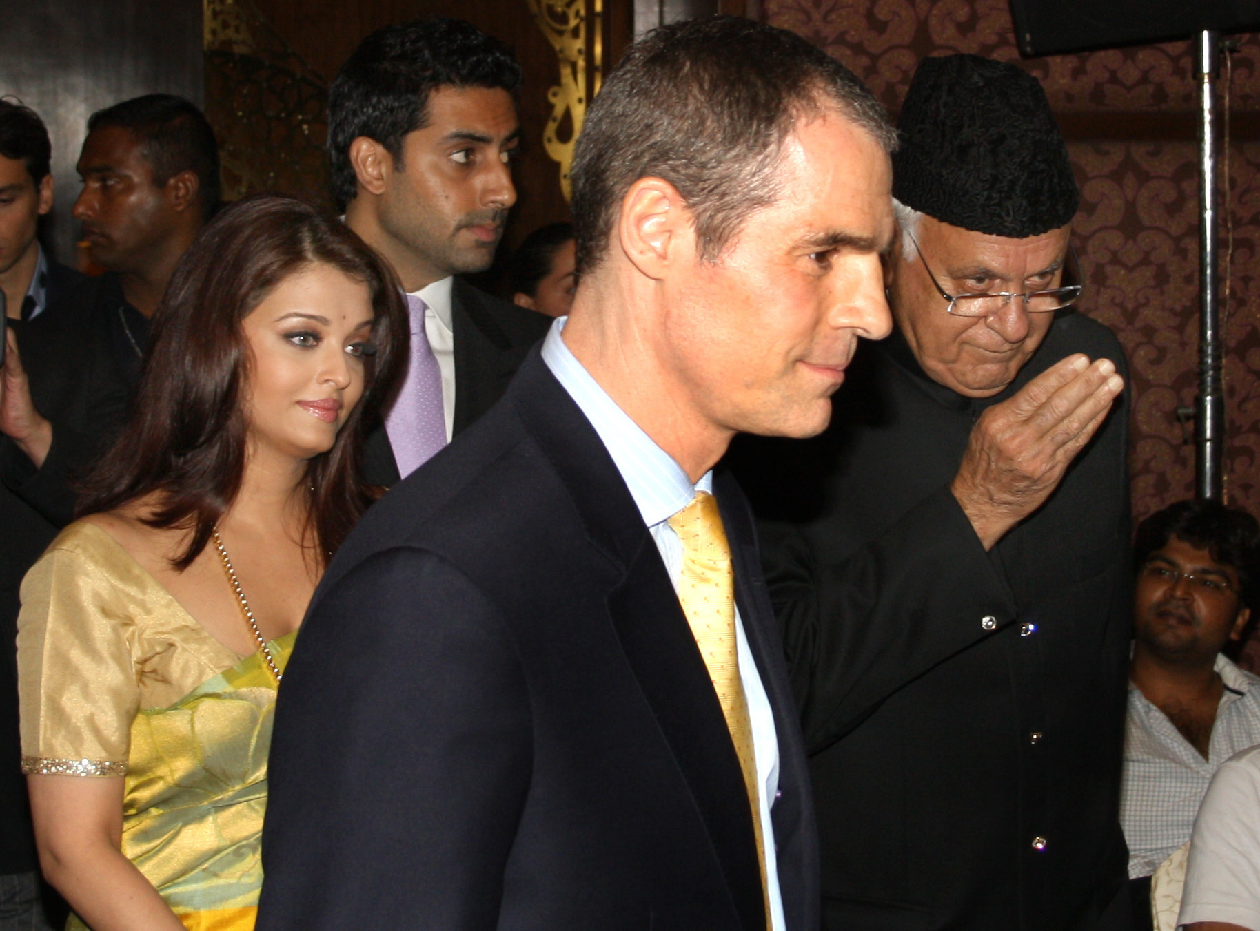 French government to honour Aishwarya pictures | Picture 46119